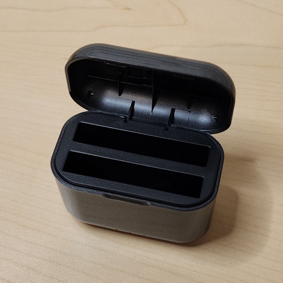 aMagisn Battery Fast-Charging for Insta360 ONE X2 Battery Case Storage Box Grey - Picture 2 of 12